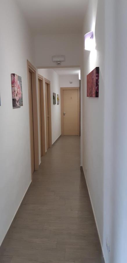 Arricampati Airport Rooms & Bringo Car Rental Carini Exterior photo